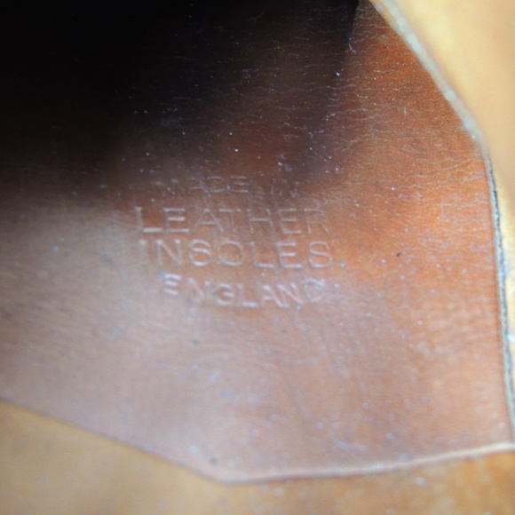 Loddington wingcap Brogue in black cap leather - Picture 6 of 8